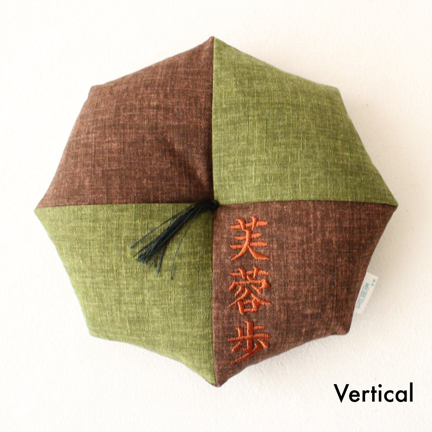 Embroidery (Shishu 刺繍) - Takaokaya,  zabuton, futon, cushion, made in Kyoto