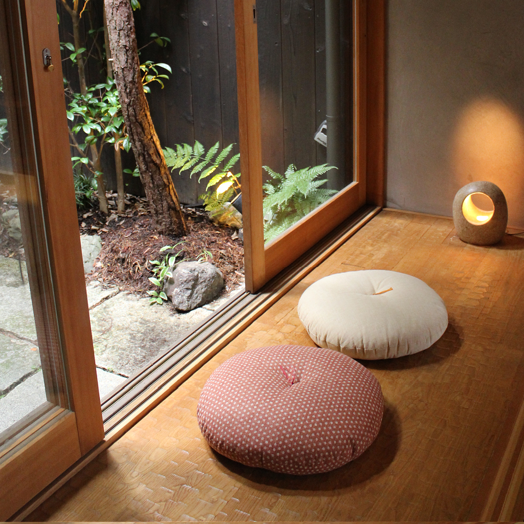 Round Zabuton Cushion | Cotton - Takaokaya