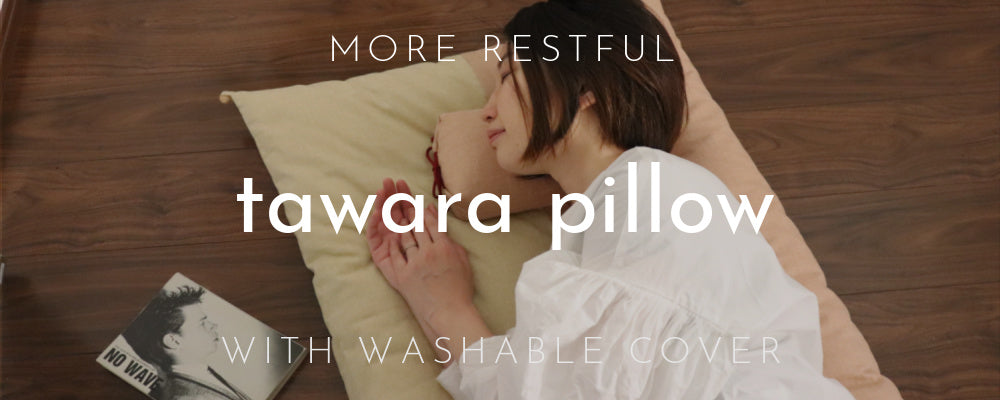 This pillow is the perfect napping companion. who prefers a more natural stuffing for their pillow. With a clever design that allows you to adjust the height of the pillow just by adjusting the ties on each side. 