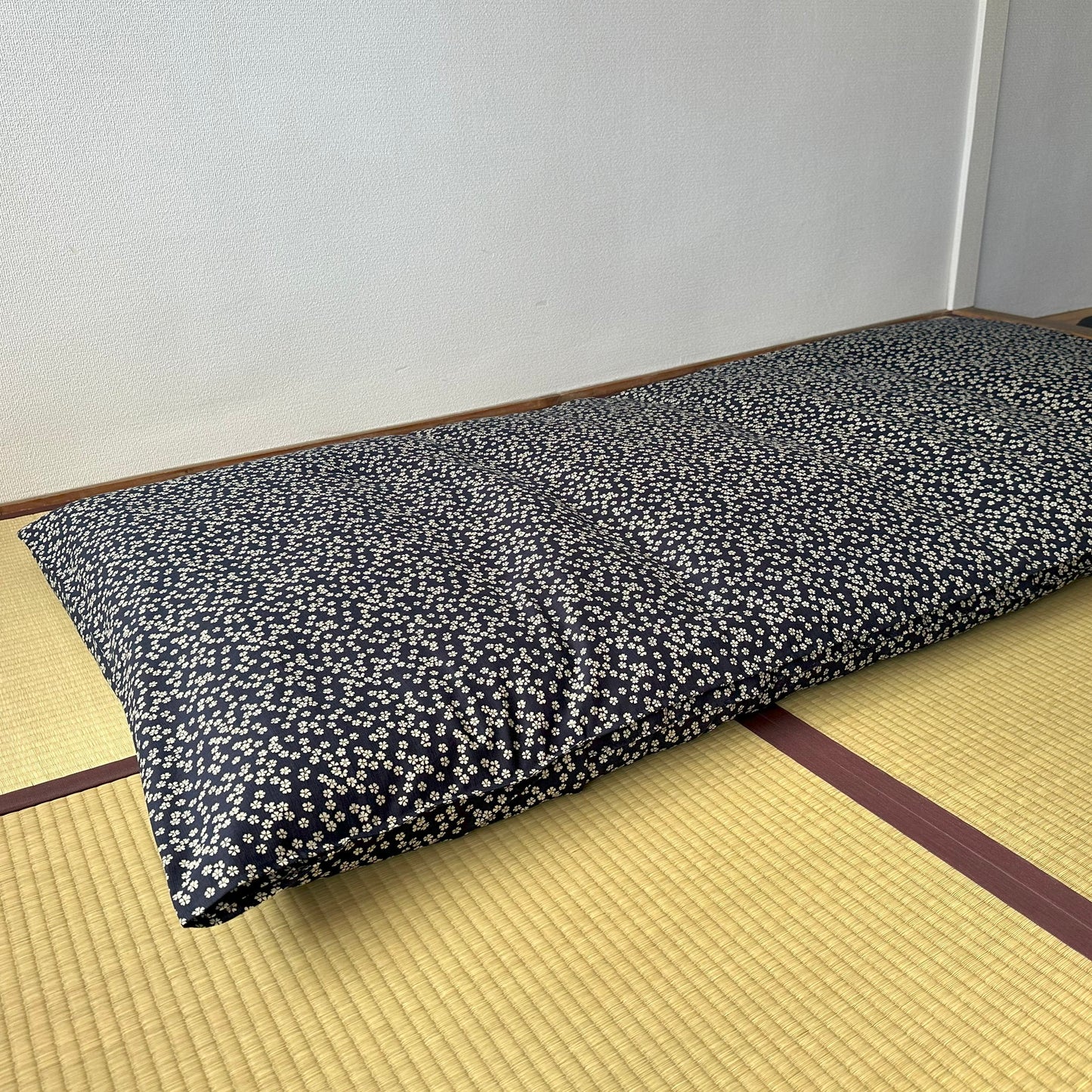 Shiki Futon Mattress Cover - Aizome-fu - Takaokaya,  zabuton, futon, cushion, made in Kyoto