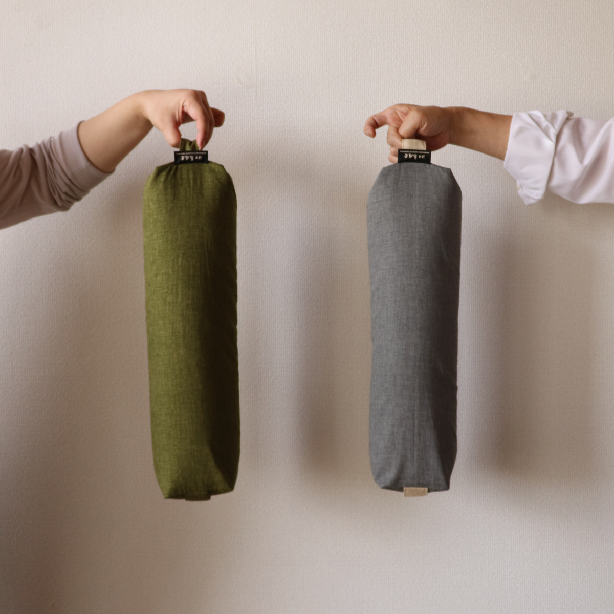 Fabric (Left to Right): Kamiyagami (Body), Torinoko (Handle), Okinagoke