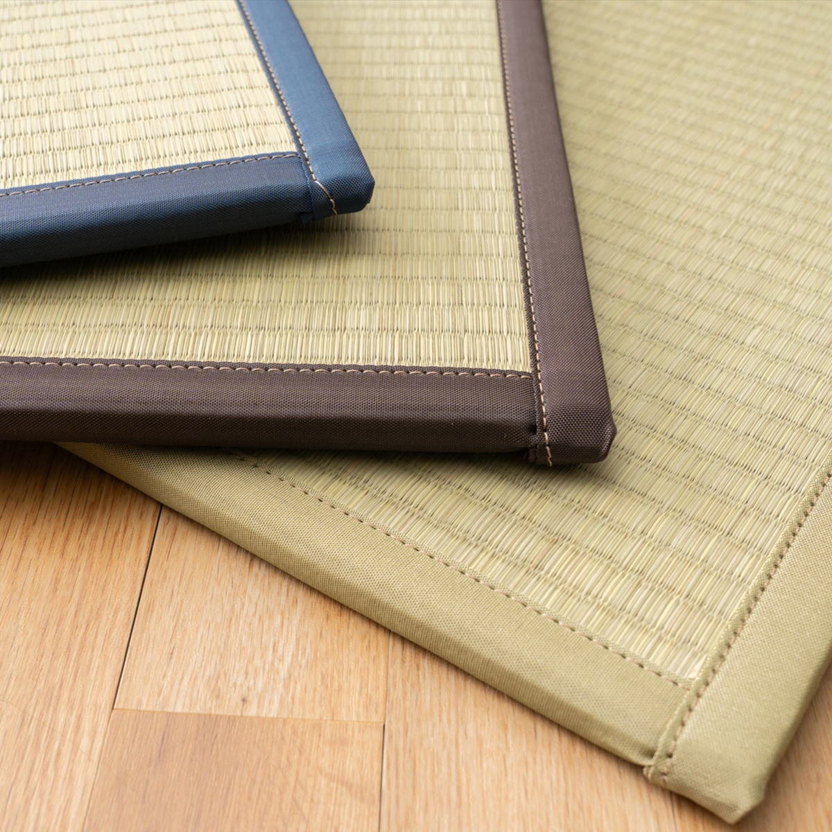Edge Tape Colors (from left): Navy, Brown, Natural