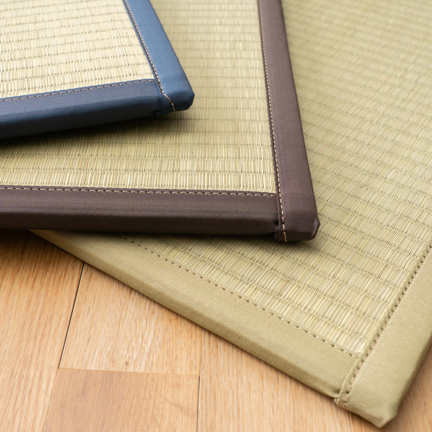 Edge Tape Colors (from left): Navy, Brown, Natural (Green)