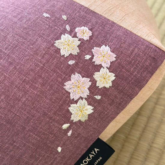 Sakura Embroidery (Sakura no Shishu - さくらの刺繍） – Takaokaya