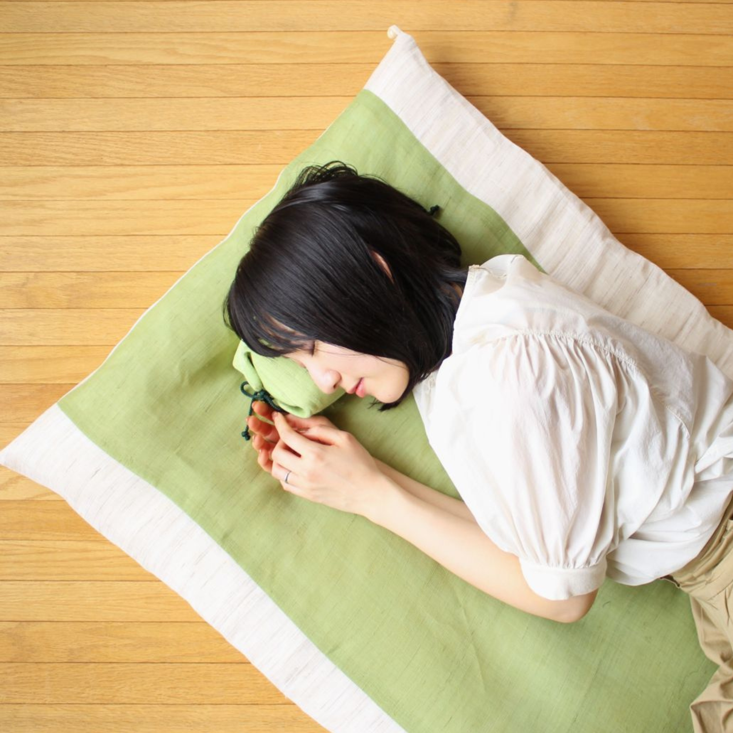 Gorone Nap Futon - Linen