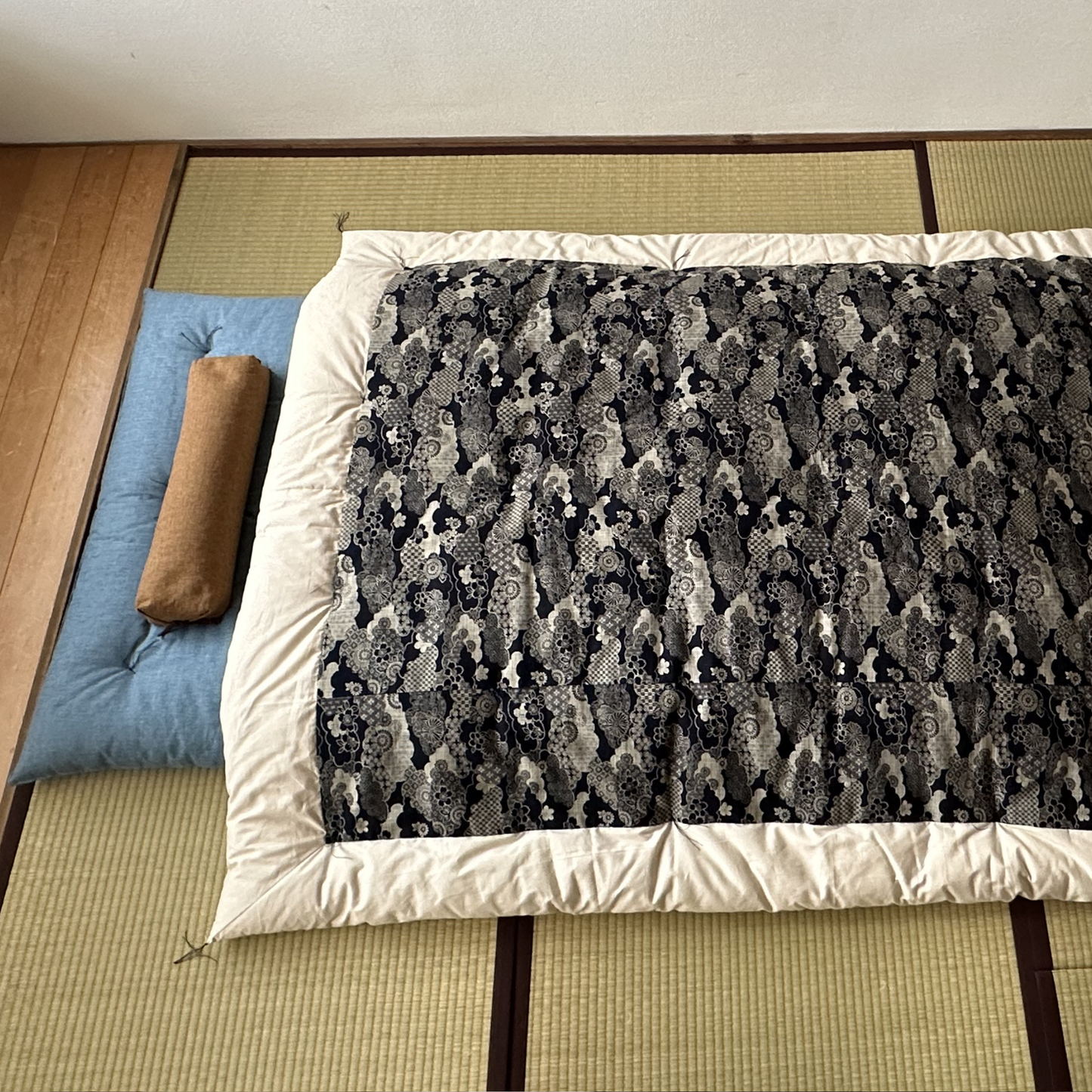 Kake Futon Comforter - Aizome-fu