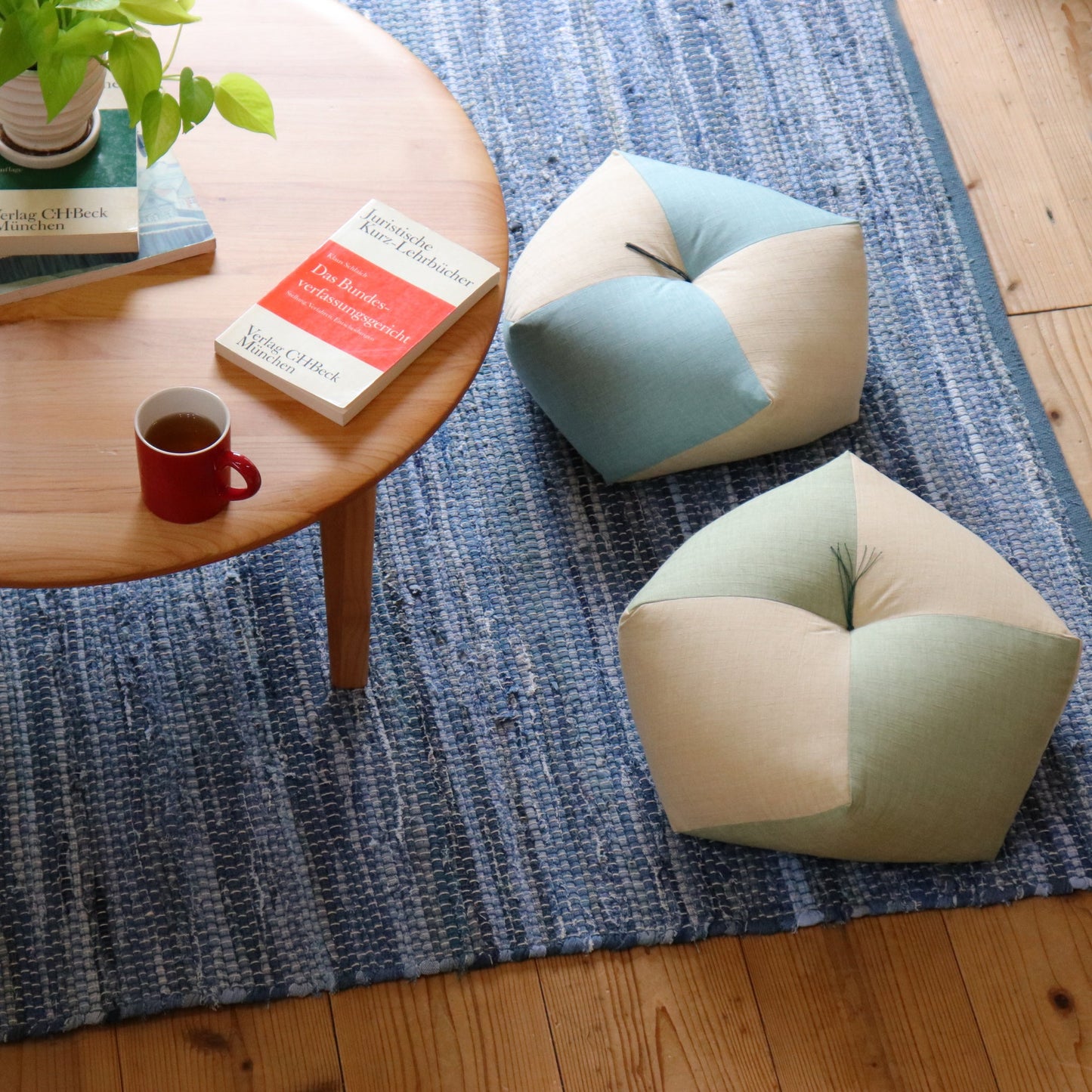 Fabric (Top to Bottom): Kinutaseiji x Torinoko, Urahairo x Torinoko