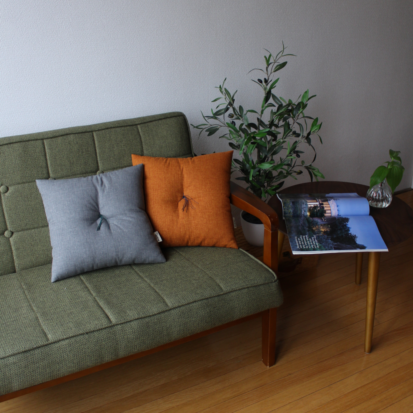 Fabric (left to right): Kamiyagami, Sharegaki