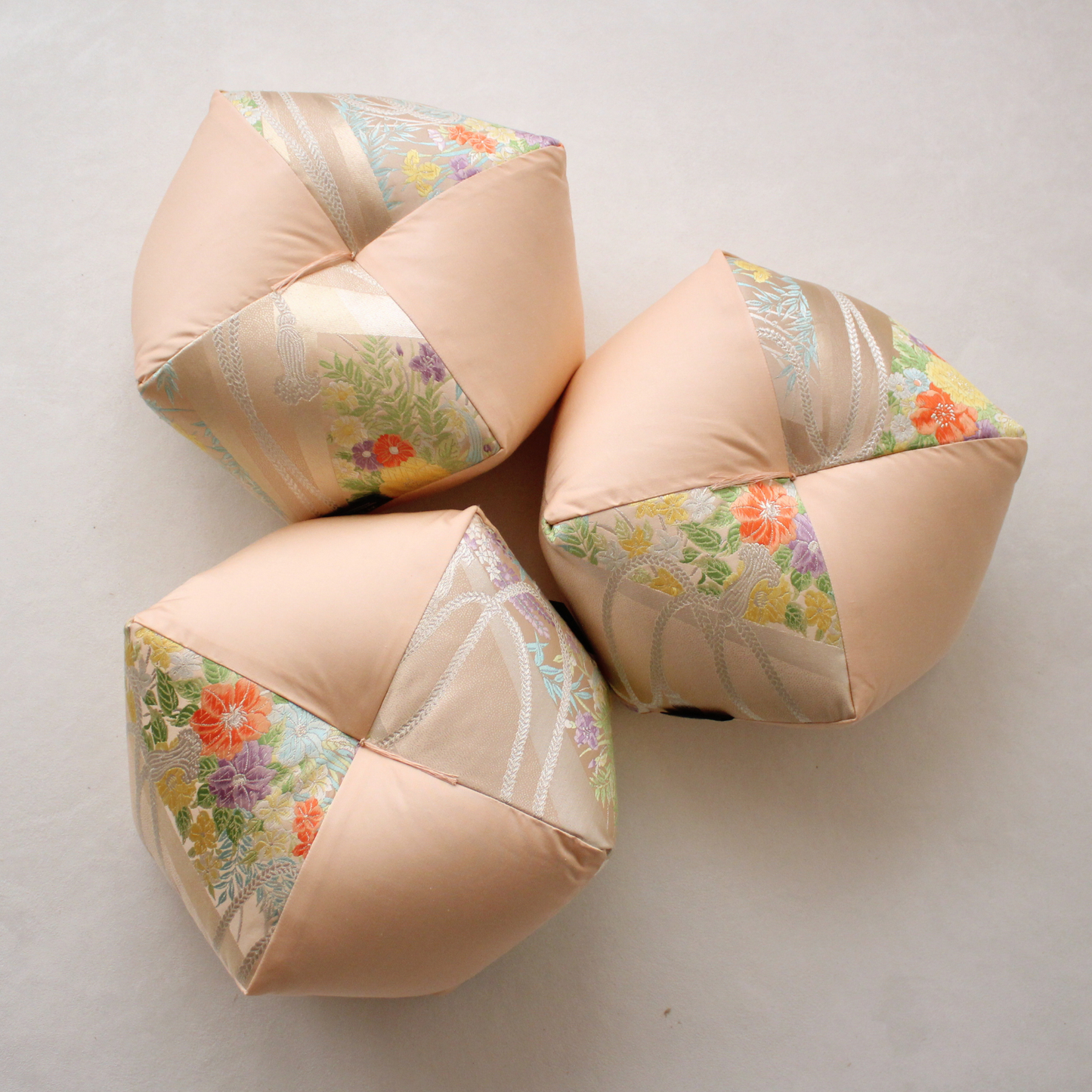 Ojami Cushion - Second Life: Series 6