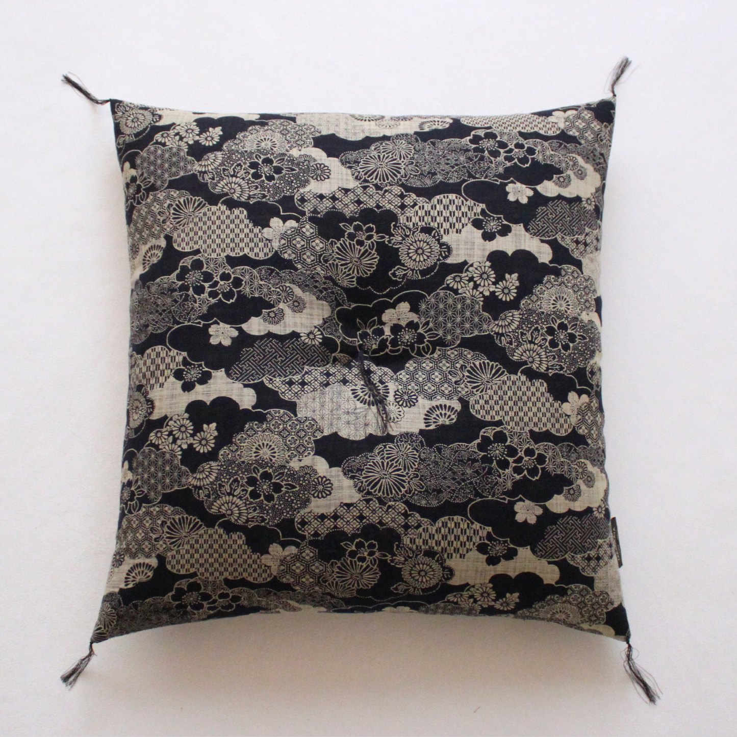 Fabric: Kumotori