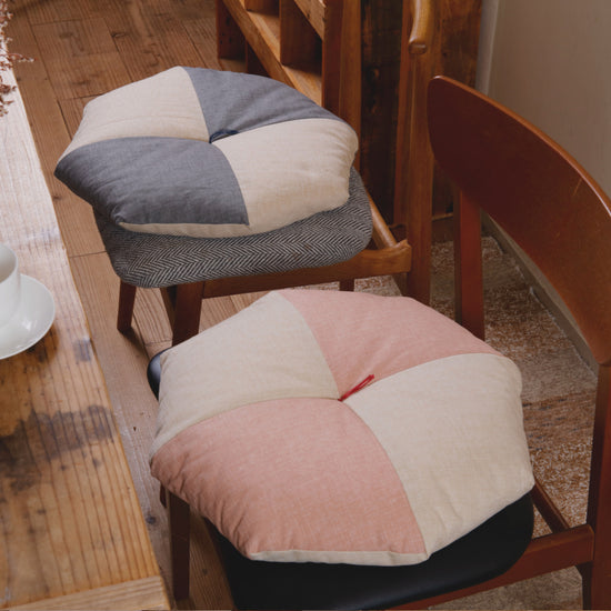 Load image into Gallery viewer, Ojami Flat Seat Cushion | Cotton - Takaokaya
